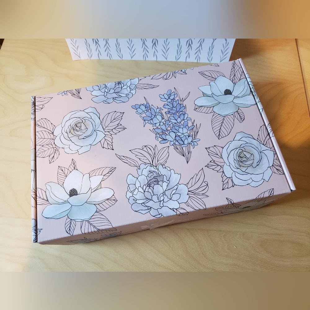 Erin Condren Spring Surprise Box 2022 SEALED AND UNOPENED